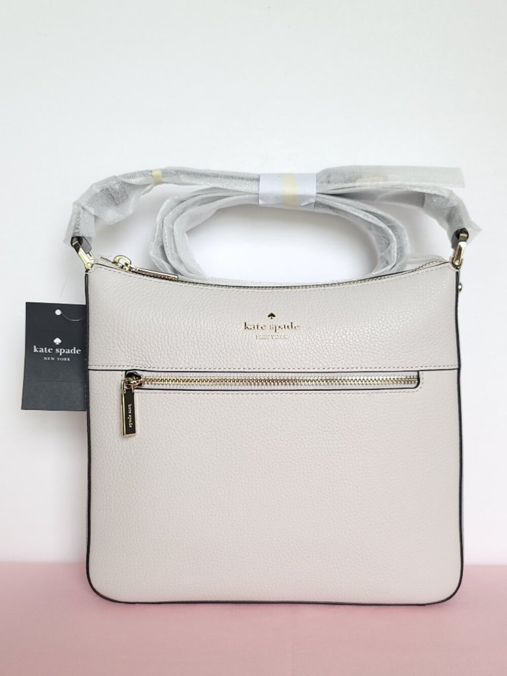 KATE SPADE Lena Colorblocked Pebbled Leather Swingpack Crossbody Bag- Mtn Grey ⭐